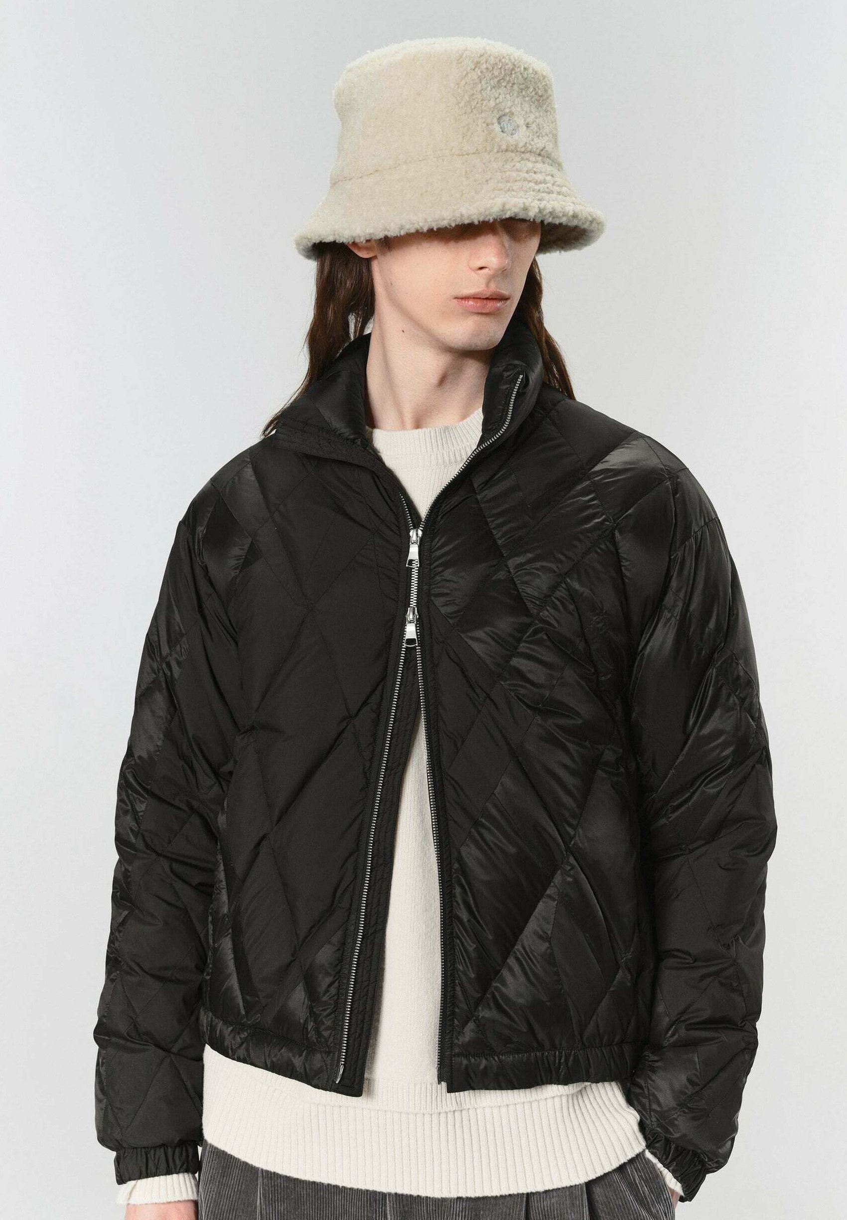 Jnby daunenjacke schwarz Clearance